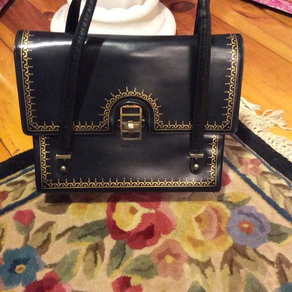 Vintage Handbags - Vtg Black leather embossed in gold accents Bag